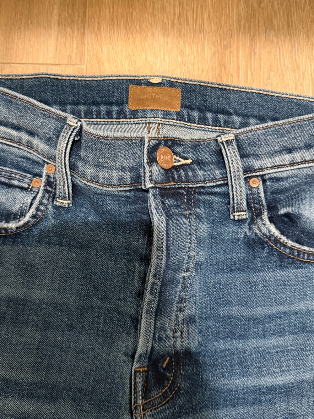 NWT MOTHER The Scrapper Cuff Ankle Fray Jeans Size 26 - Picture 2 of 9